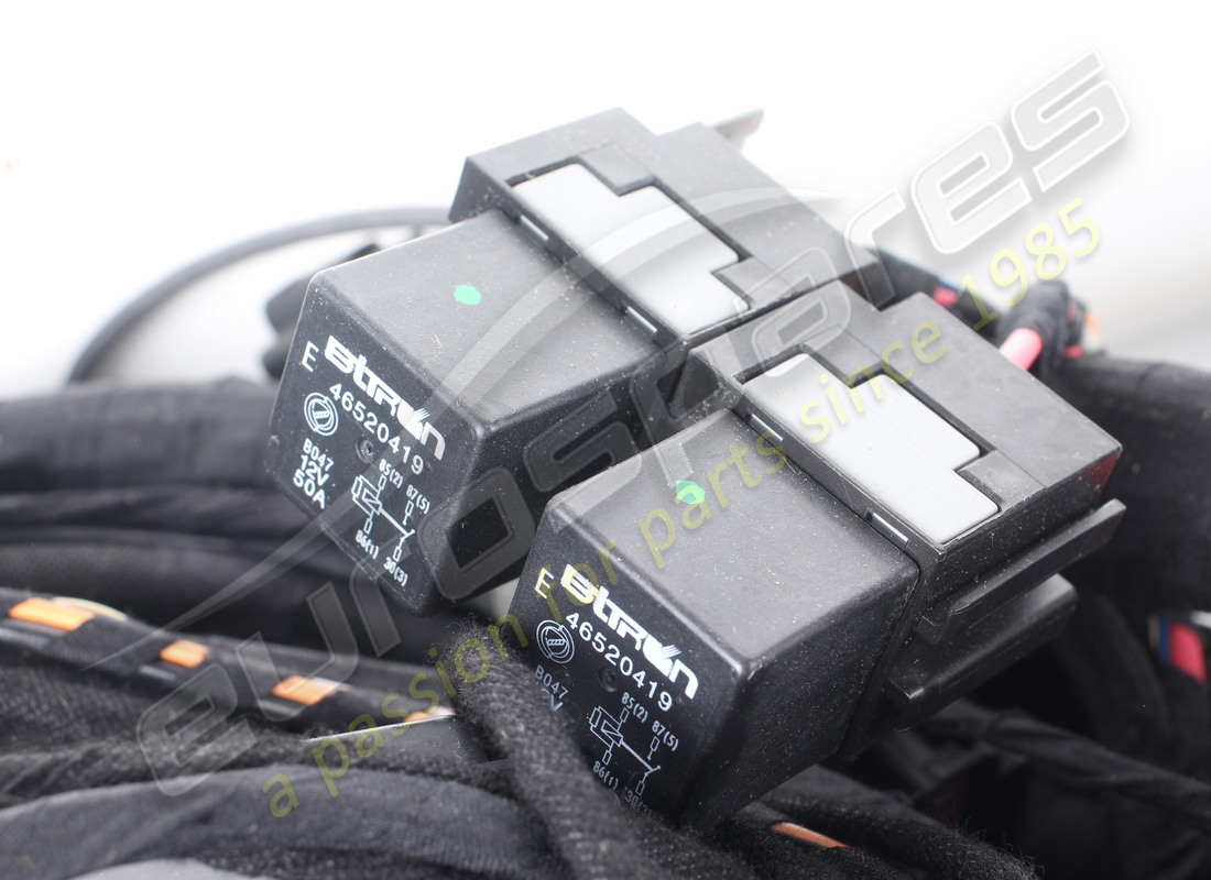 new maserati luggage comp.cable,opt. part number 213752 (3)