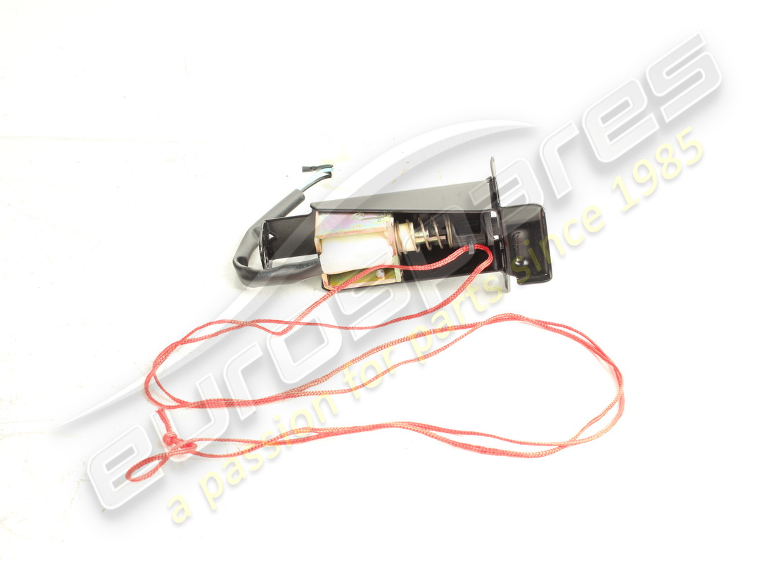 NEW Maserati ELECTROMAGNET FOR FUEL-TANK DOOR . PART NUMBER 66241700 (1)