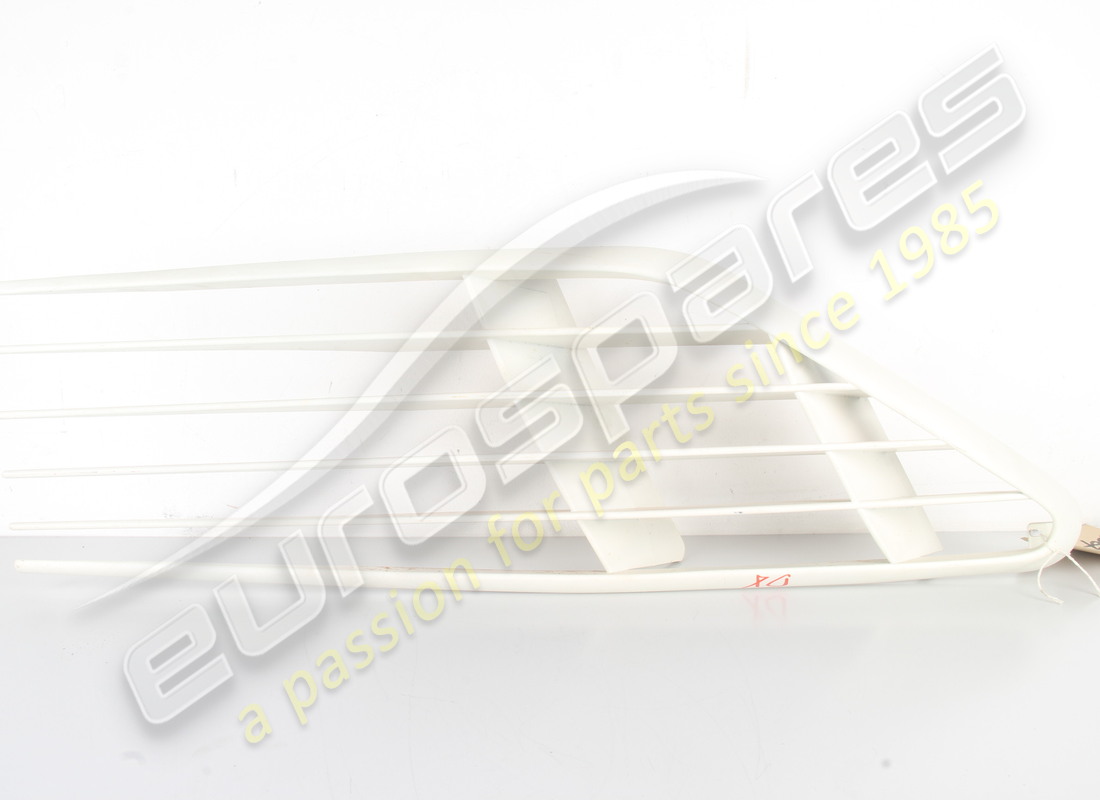 NEW Ferrari RH SIDE INTAKE GRILLE (PLASTIC) . PART NUMBER 60671200 (1)