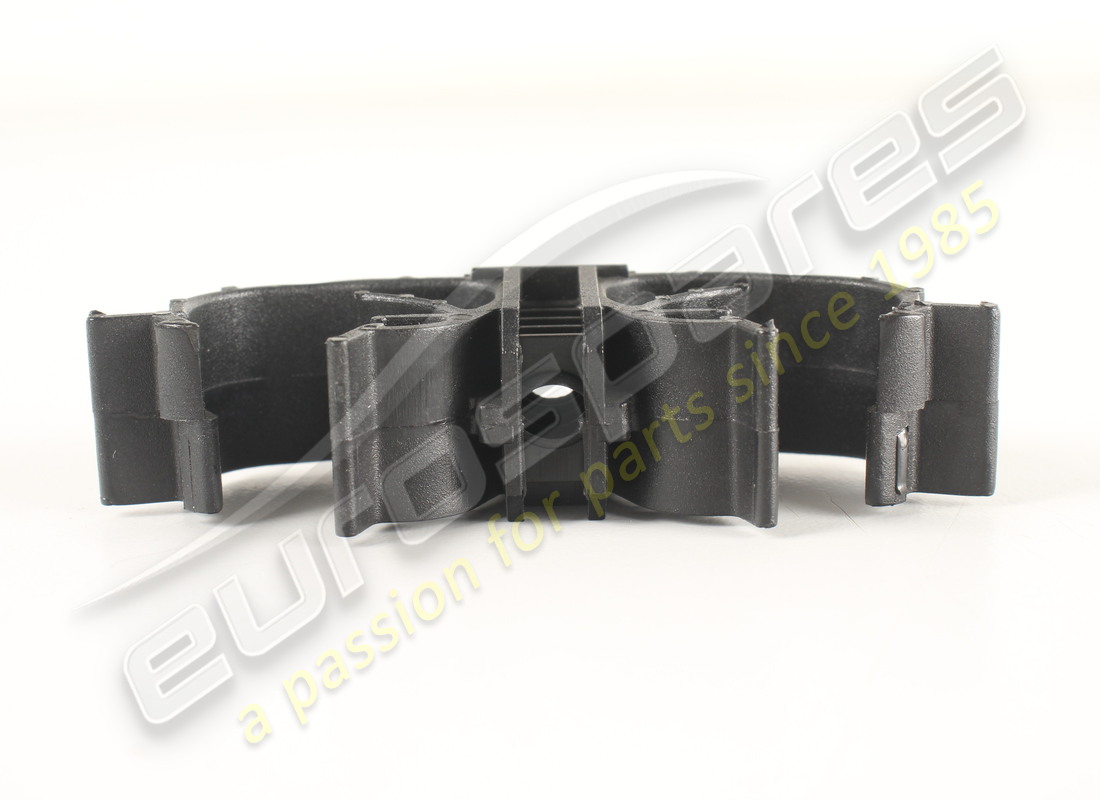 new maserati clip. part number 195052 (4)