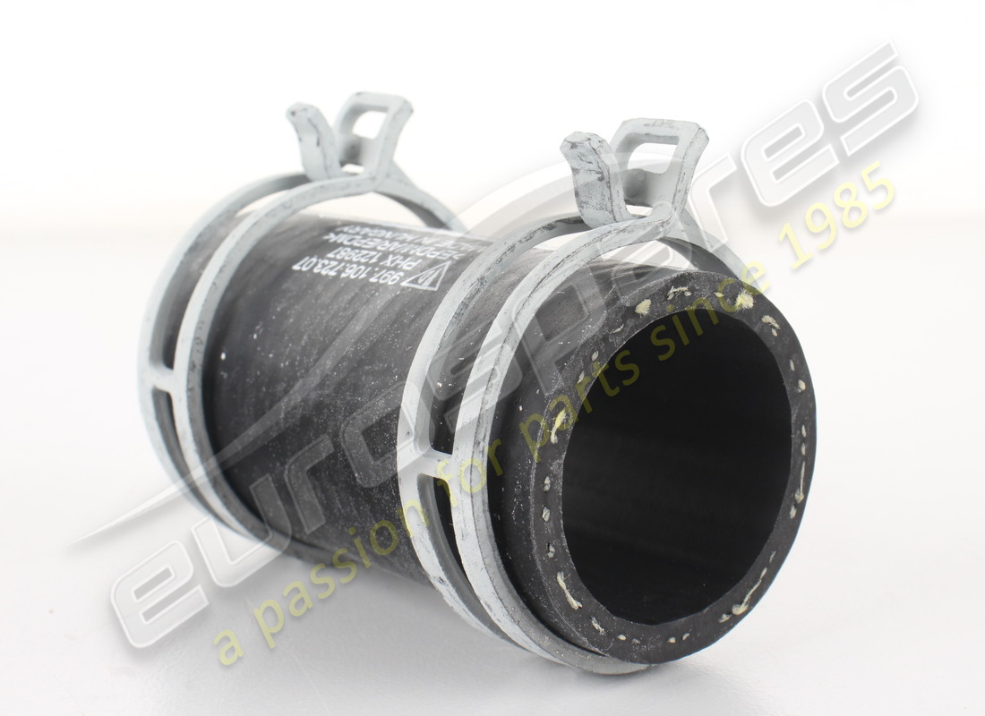 NEW PORSCHE WATER HOSE. PART NUMBER 99710672307 (1) new porsche water hose. part number 99710672307 (1)