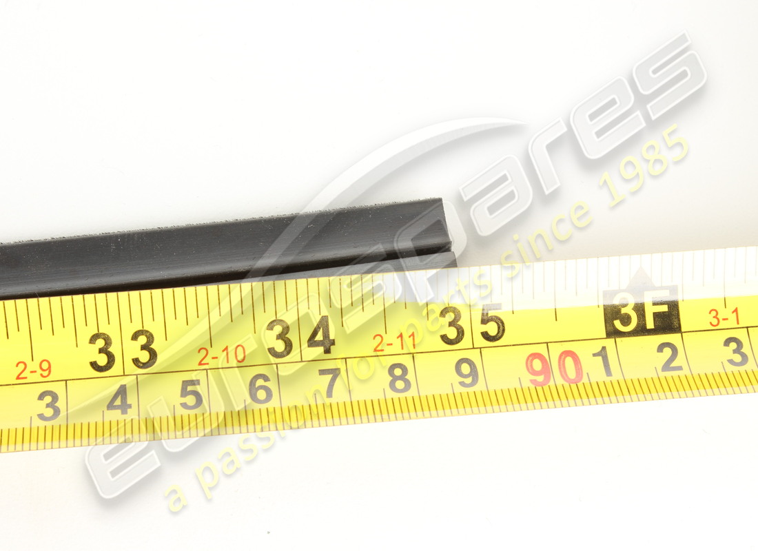 NEW MASERATI REAR EXTERNAL WINDOW WEATHER GASKET. PART NUMBER 317720324 (4) new maserati rear external window weather gasket. part number 317720324 (4)