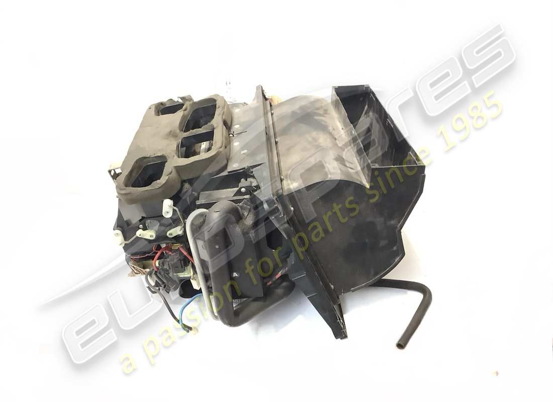 USED FERRARI EVAPORATOR SET COMPLETE LHD PART NUMBER 68070600 (3) used ferrari evaporator set complete lhd part number 68070600 (3)