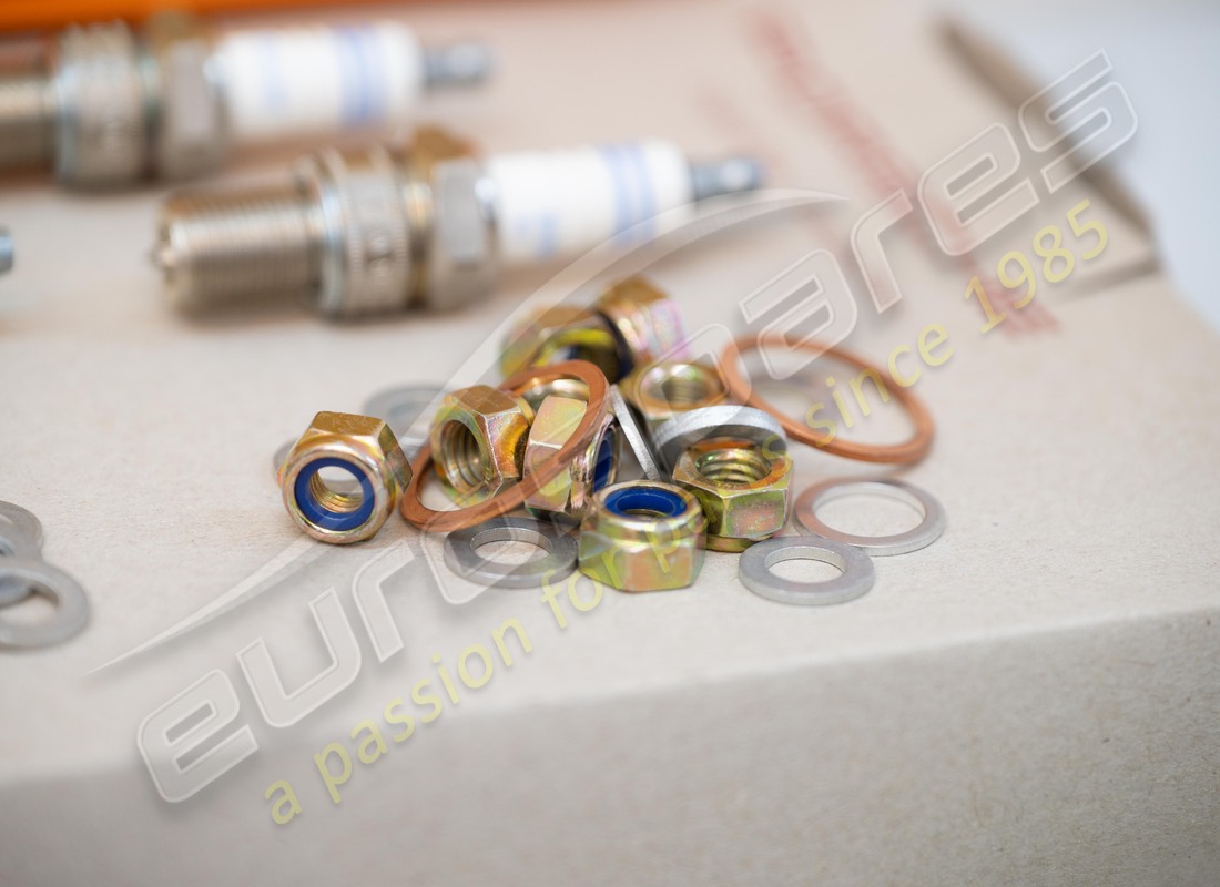 new porsche maintenance set - for 20,000 km intervals - comprising: - d >>- mj 1980. part number 91110098800 (4)