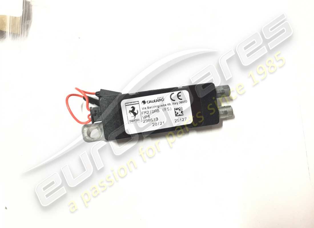 USED FERRARI FM2/DAB AMPLIFIER. PART NUMBER 298613 (2) used ferrari fm2/dab amplifier. part number 298613 (2)