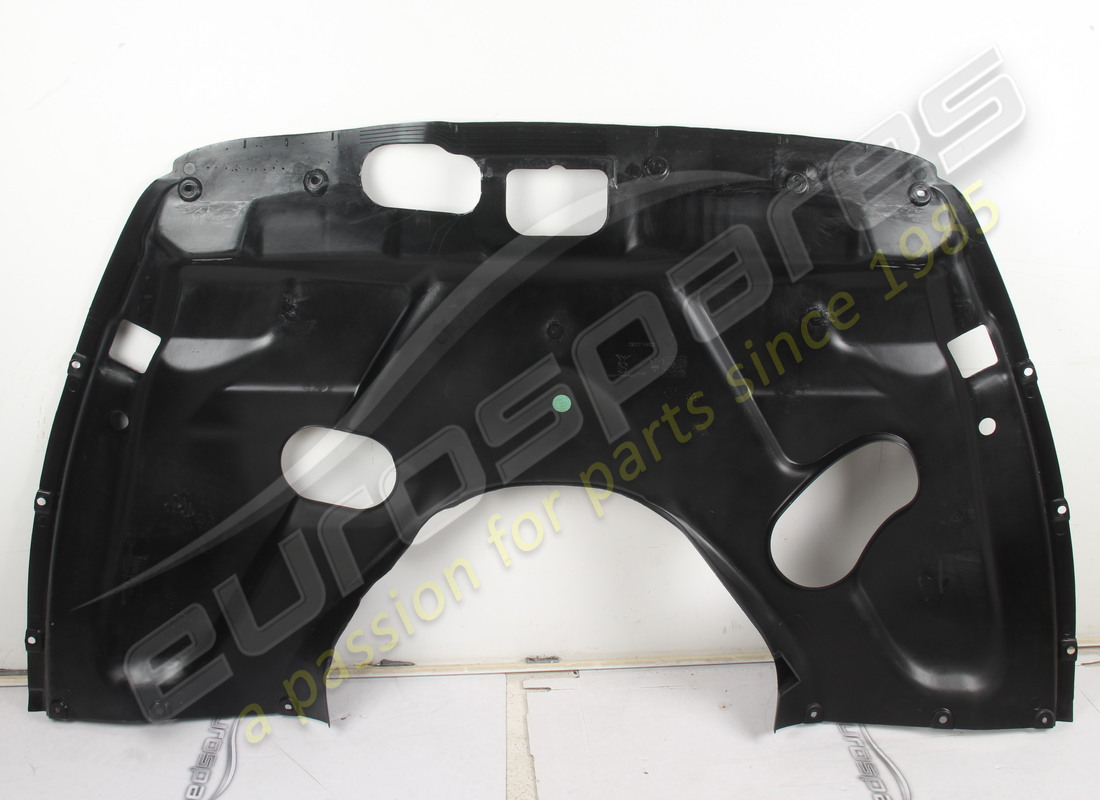 NEW MASERATI CENTRAL COVER. PART NUMBER 82074800 (2) new maserati central cover. part number 82074800 (2)