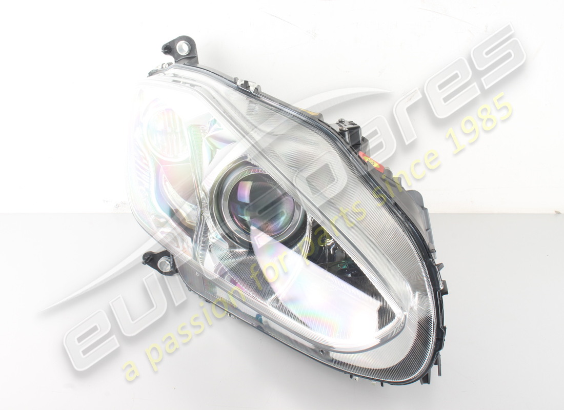 NEW MASERATI RH FRONT HEADLIGHT. PART NUMBER 286375 (2) new maserati rh front headlight. part number 286375 (2)