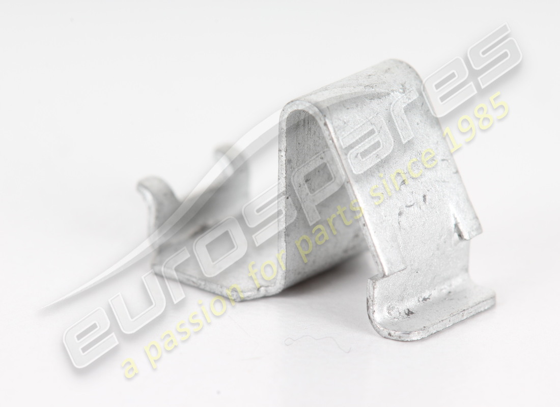 NEW FERRARI CLIP. PART NUMBER 245162 (1) new ferrari clip. part number 245162 (1)