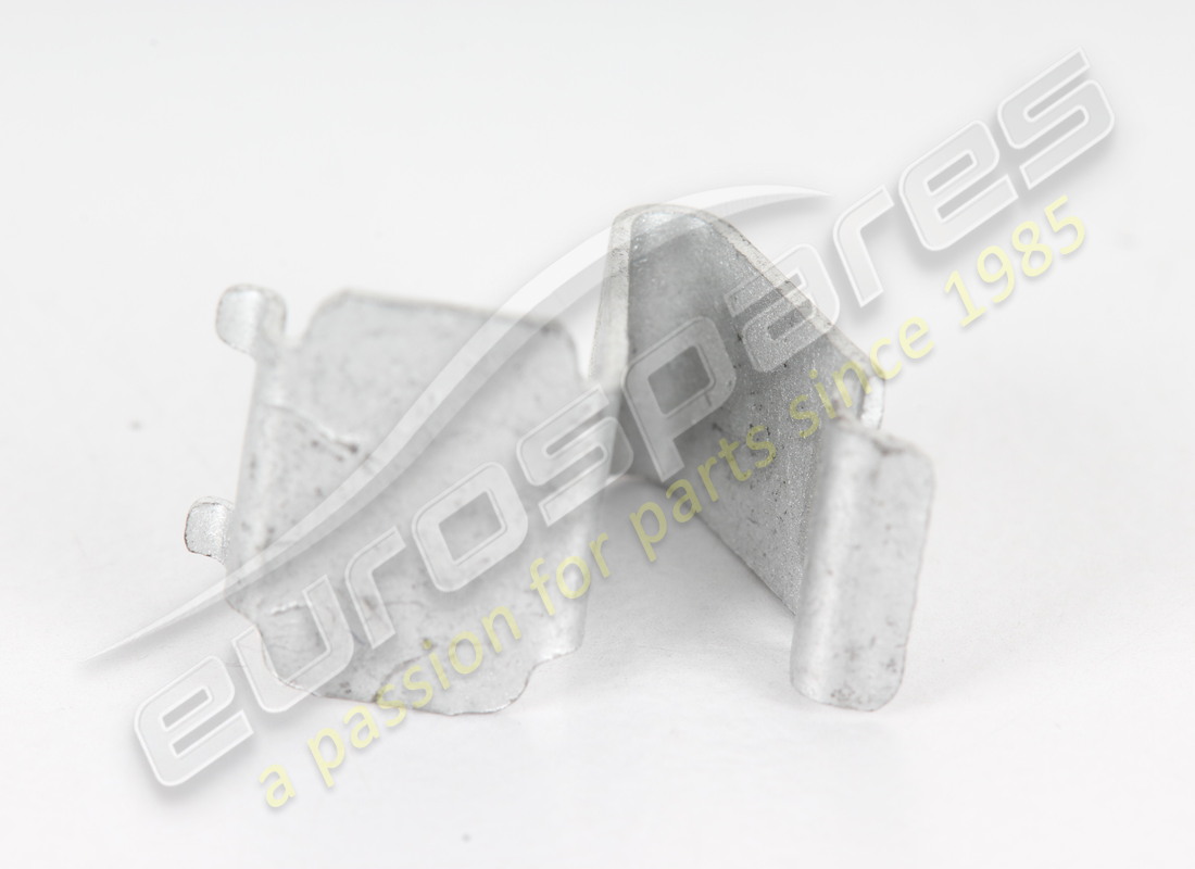 NEW FERRARI CLIP. PART NUMBER 245162 (3) new ferrari clip. part number 245162 (3)