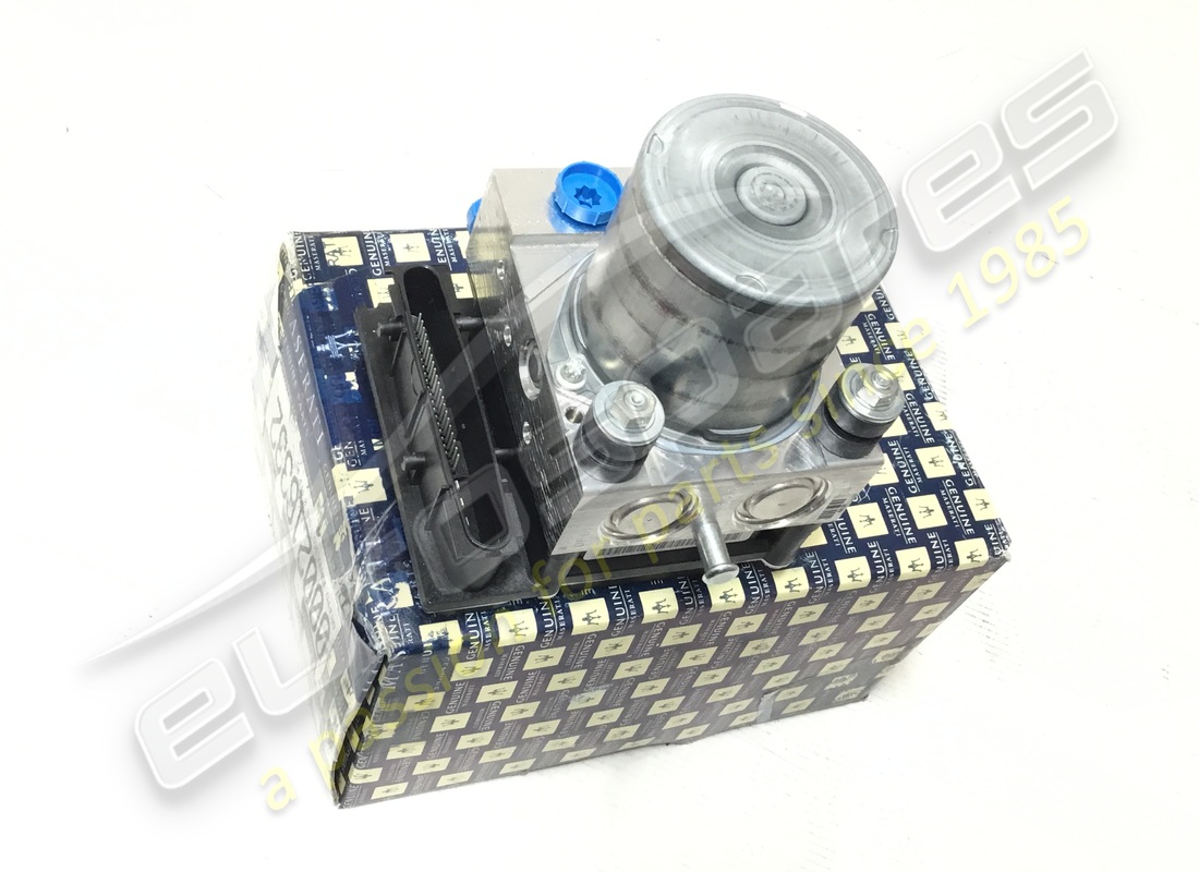 NEW MASERATI HYDRAULIC UNIT ESP8.0 FOR SPARE PARTS. PART NUMBER 216332 (1) new maserati hydraulic unit esp8.0 for spare parts. part number 216332 (1)