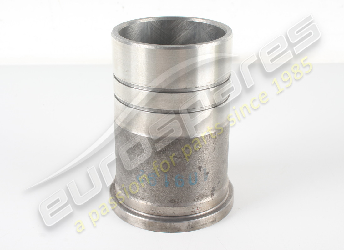 NEW Ferrari CYLINDER SLEEVE . PART NUMBER 109192 (1)