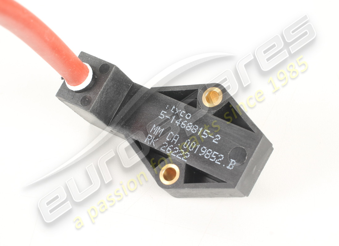 NEW MASERATI F1 GEARBOX KIT WITH SENSORS. PART NUMBER 201935 (4) new maserati f1 gearbox kit with sensors. part number 201935 (4)