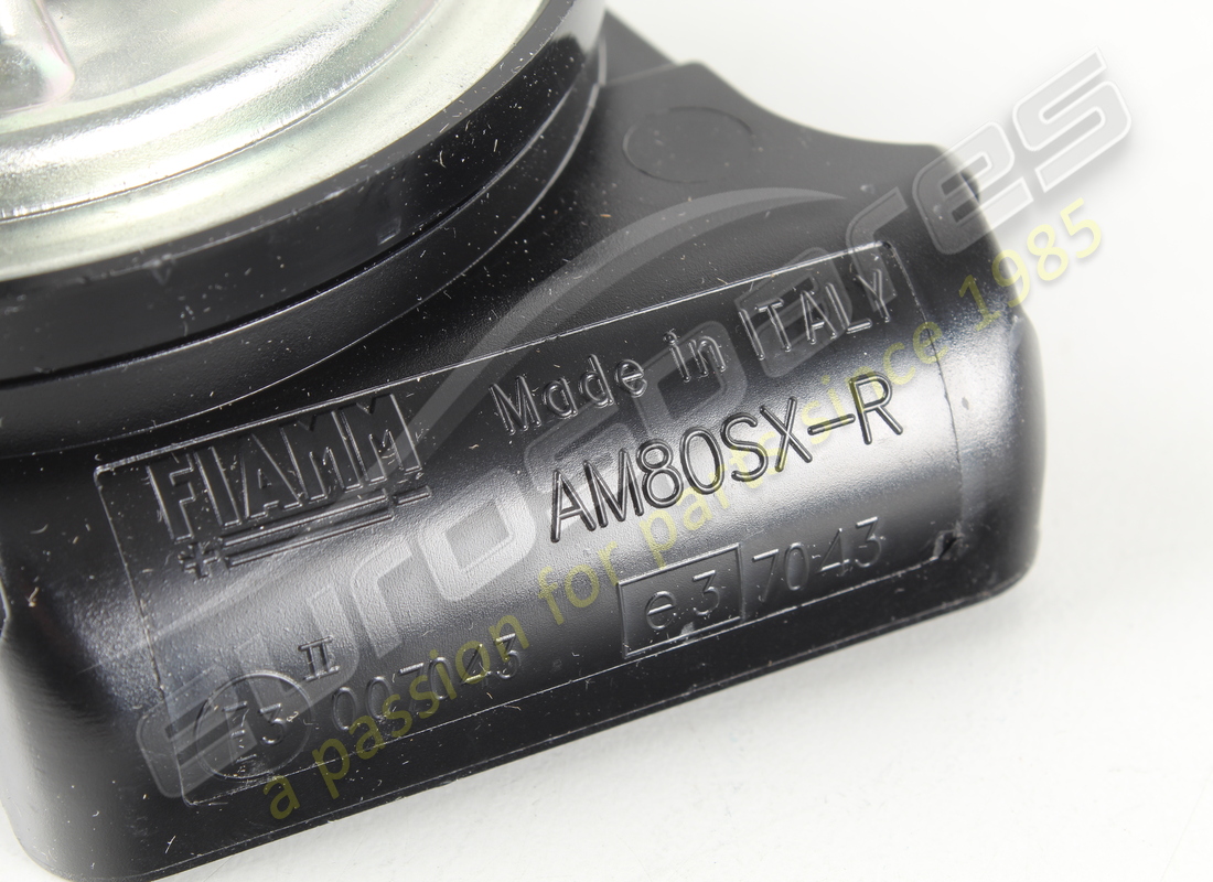 NEW FERRARI COMPLETE LH HORN. PART NUMBER 199232 (3) new ferrari complete lh horn. part number 199232 (3)