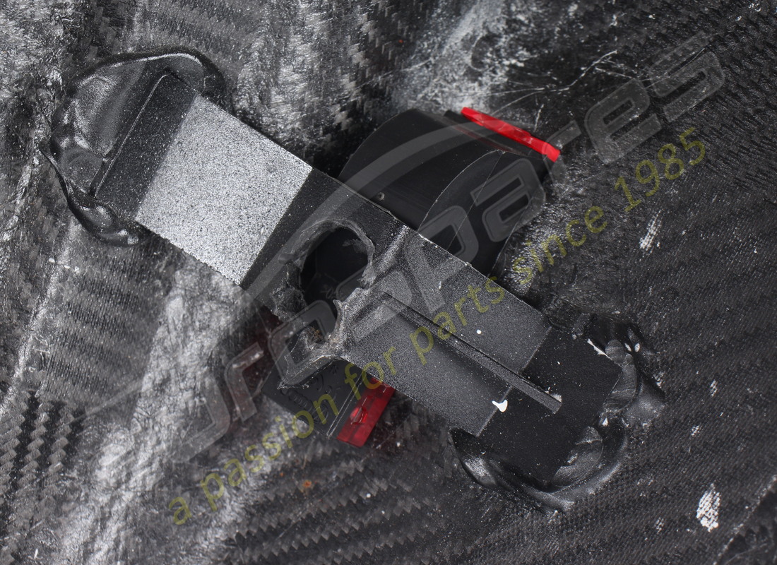 USED LAMBORGHINI PAIR CARBON DOOR PANELS. PART NUMBER 407867105AW (8) used lamborghini pair carbon door panels. part number 407867105aw (8)