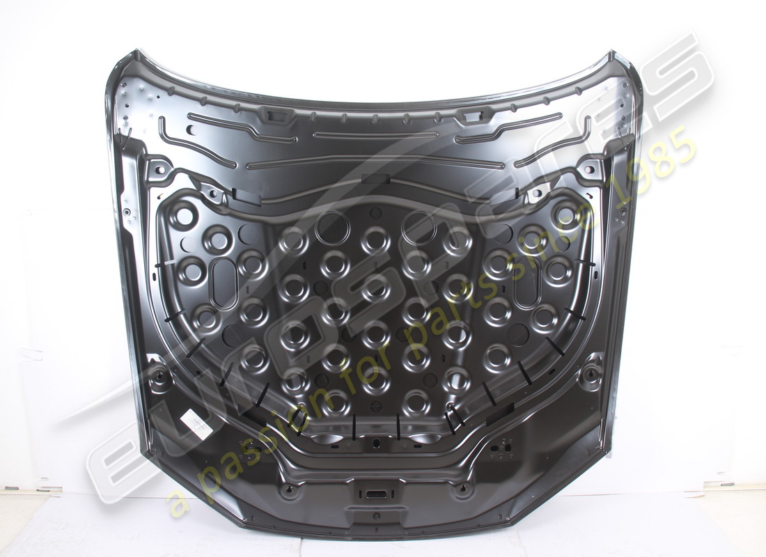 new maserati front bonnet. part number 673005571 (2)