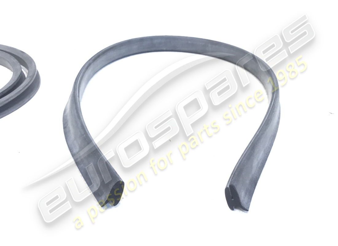 NEW FERRARI REAR BOOT SEAL. PART NUMBER 16326190 (4) new ferrari rear boot seal. part number 16326190 (4)