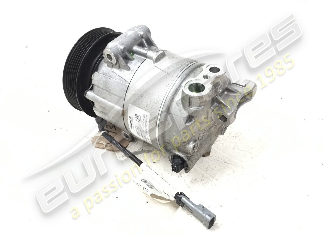 used ferrari air conditioning compressor. part number 938890 (3)