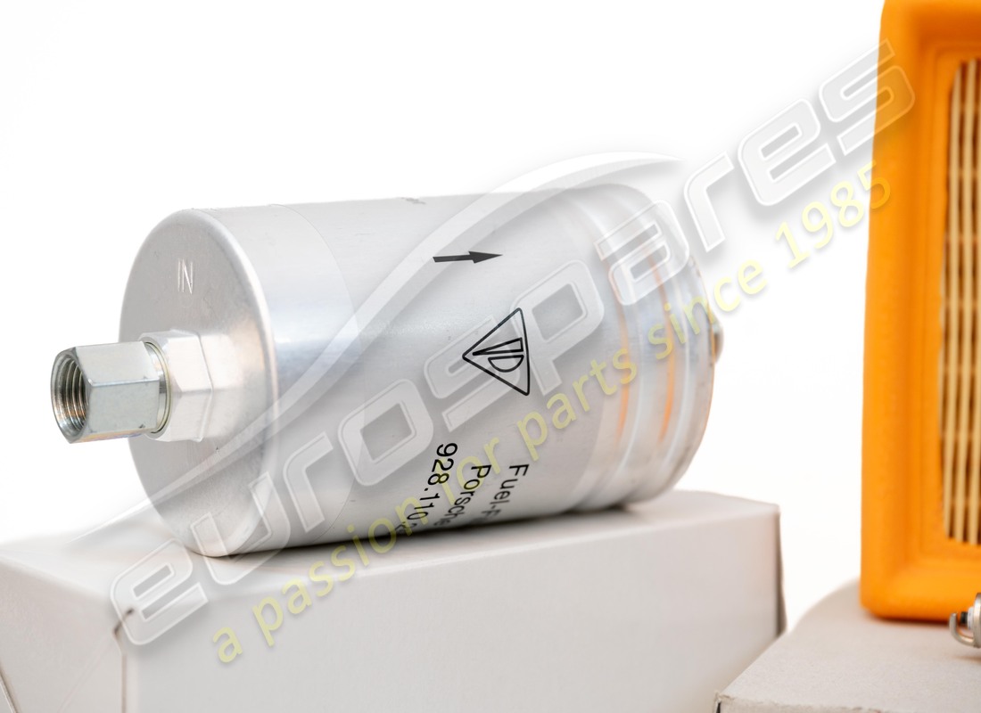 NEW PORSCHE MAINTENANCE SET - FOR - PERIODIC MAINTENANCE - COMPRISING:. PART NUMBER 94410093002 (3) new porsche maintenance set - for - periodic maintenance - comprising:. part number 94410093002 (3)