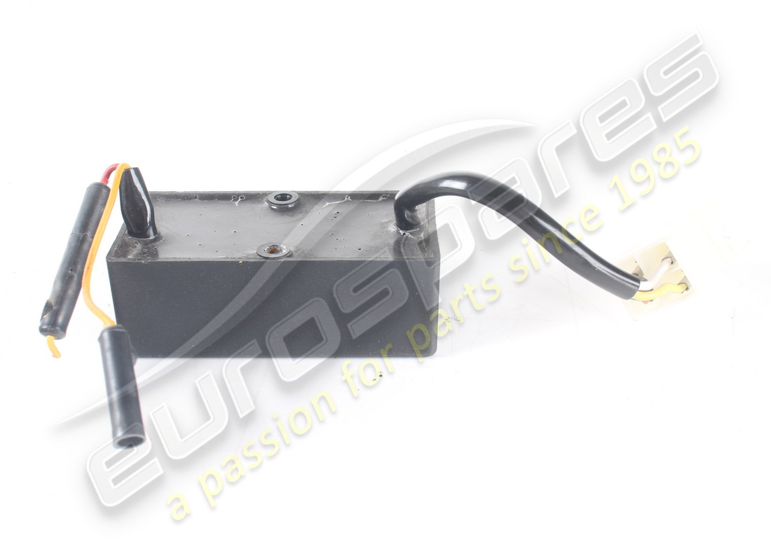 used ferrari catalytic converter control unit. part number 62347000 (3)