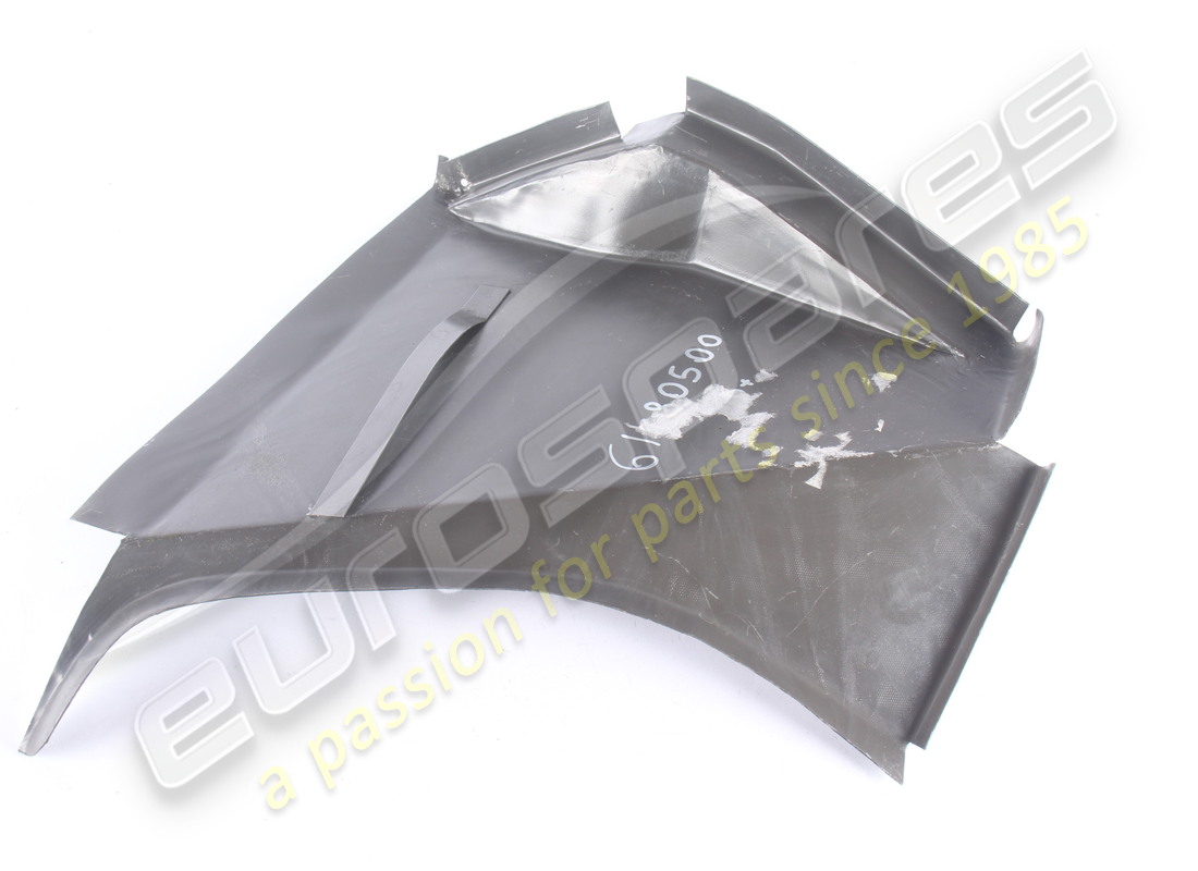 new ferrari rh front panel. part number 61480500 (1)