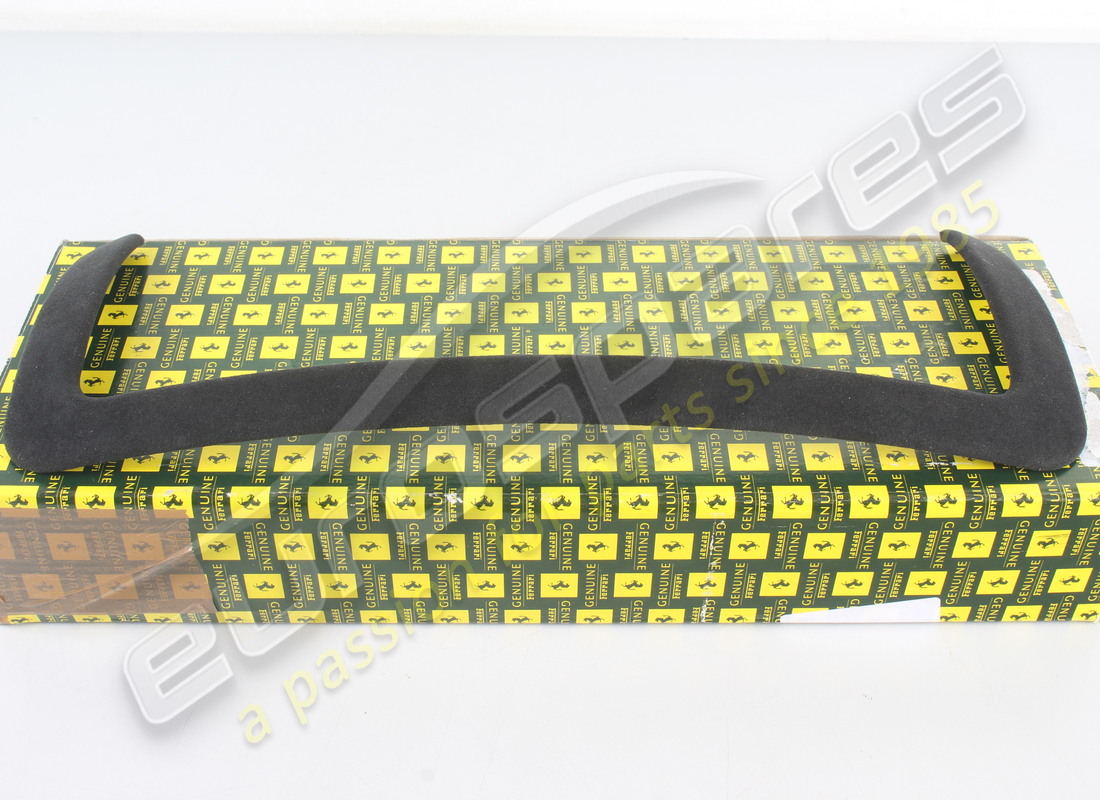 NEW FERRARI FRAME -STANDARD-. PART NUMBER 80338300 (3) new ferrari frame -standard-. part number 80338300 (3)