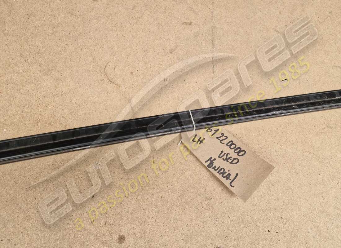 USED FERRARI LH DOOR MOULDING. PART NUMBER 61220000 (5) used ferrari lh door moulding. part number 61220000 (5)