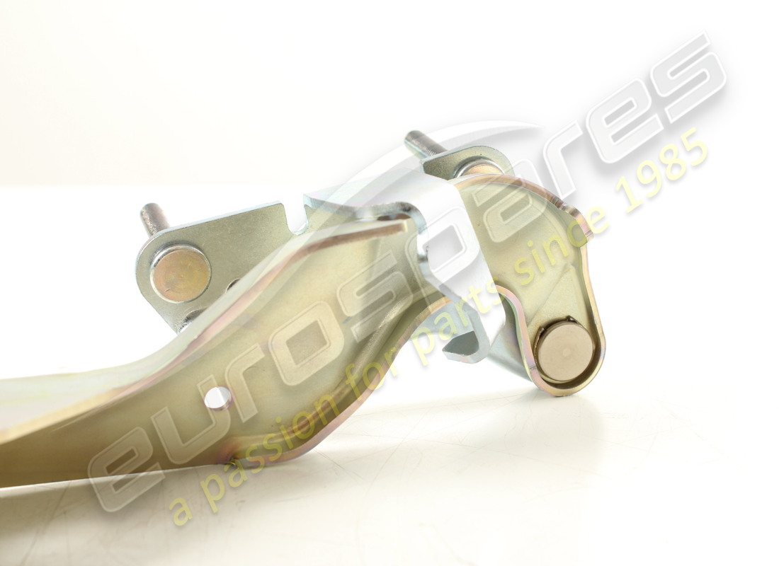 NEW FERRARI COMPLETE LH HINGE. PART NUMBER 84632900 (3) new ferrari complete lh hinge. part number 84632900 (3)