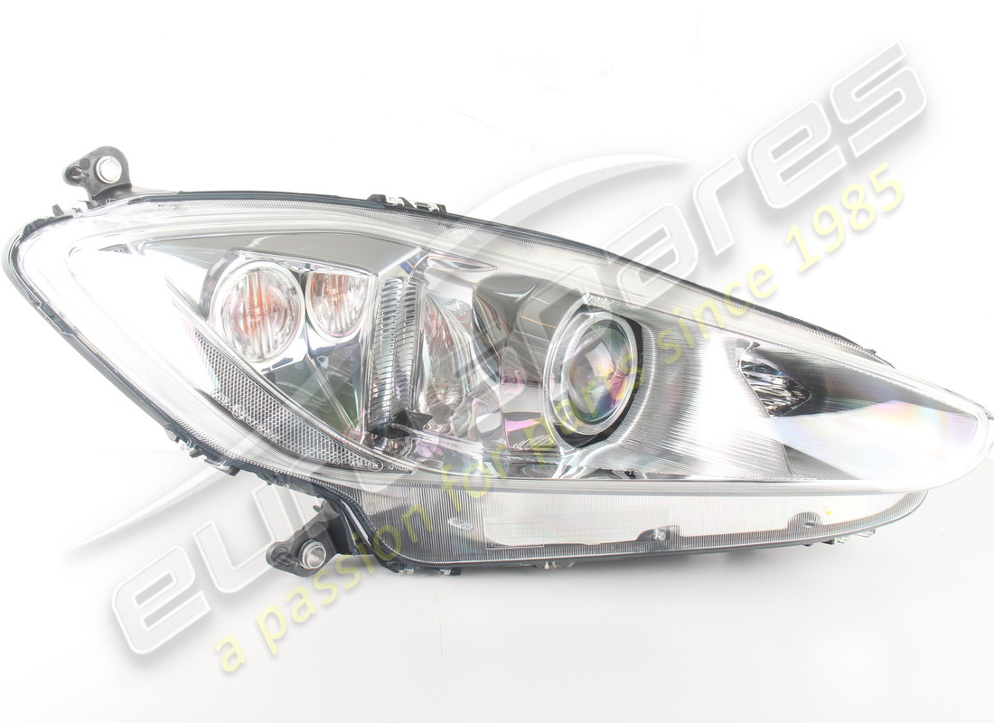 NEW MASERATI RH FRONT HEADLIGHT. PART NUMBER 286375 (1) new maserati rh front headlight. part number 286375 (1)