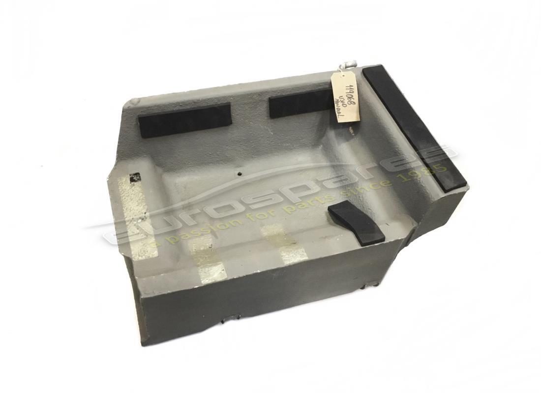 USED FERRARI RH FUEL TANK. PART NUMBER 119068 (1) used ferrari rh fuel tank. part number 119068 (1)