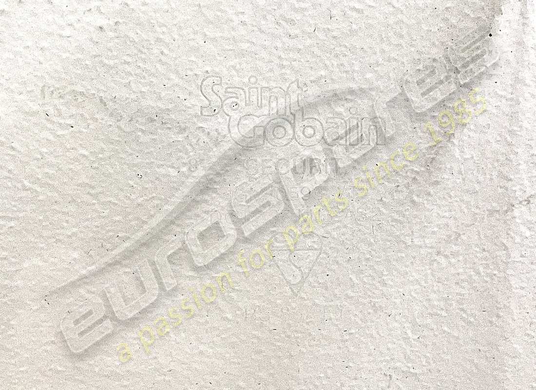 NEW FERRARI RH REAR QUARTER LIGHT GLASS CLEAR. PART NUMBER 40022600 (2) new ferrari rh rear quarter light glass clear. part number 40022600 (2)