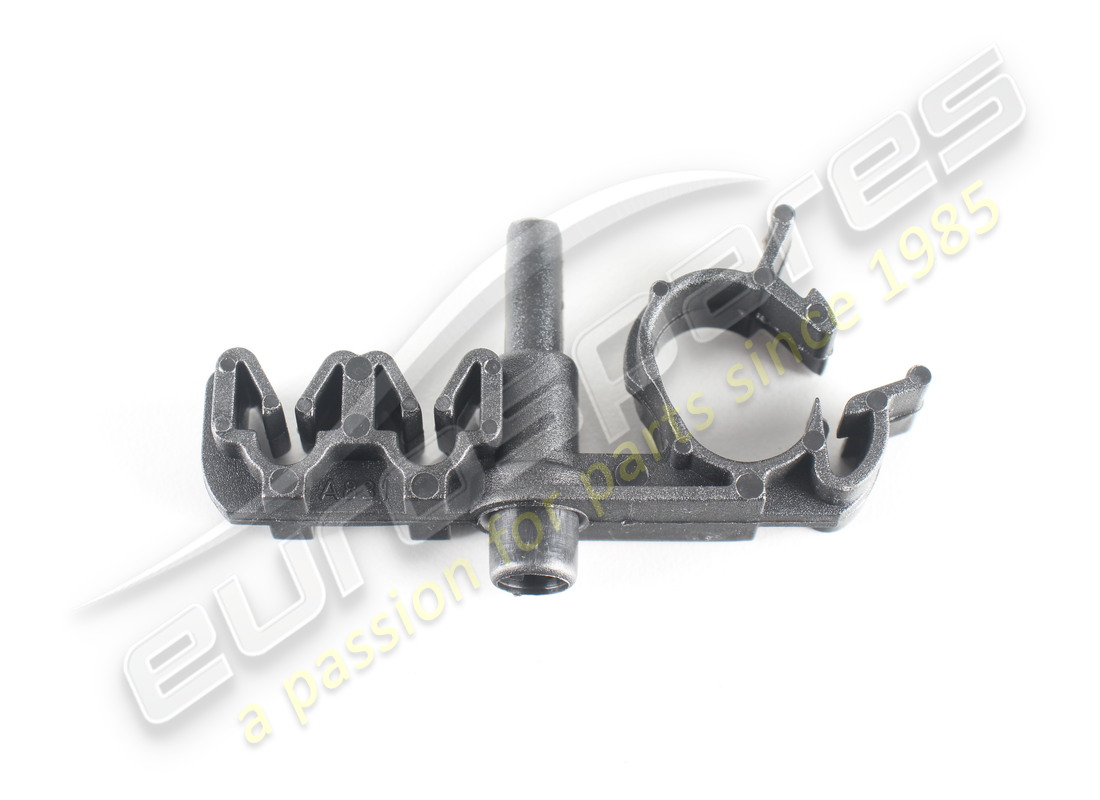 NEW FERRARI CLIP. PART NUMBER 284622 (1) new ferrari clip. part number 284622 (1)