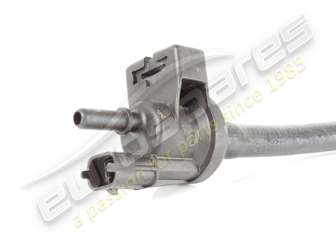 USED FERRARI RH FLUSH VALVE JUNCTION PIPE. PART NUMBER 304461 (2) used ferrari rh flush valve junction pipe. part number 304461 (2)