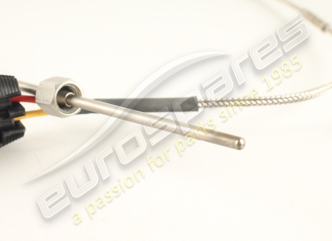 NEW FERRARI THERMOCOUPLE. PART NUMBER 156547 (2) new ferrari thermocouple. part number 156547 (2)