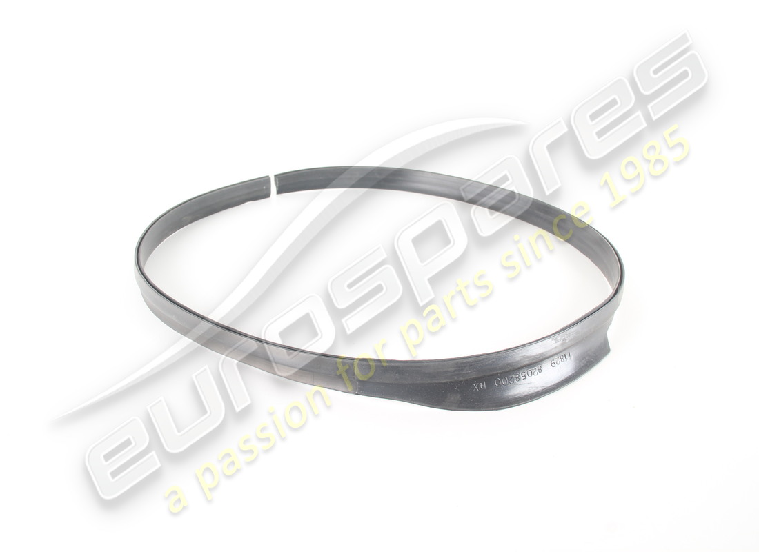 new ferrari rh rear gasket. part number 82058200 (1)