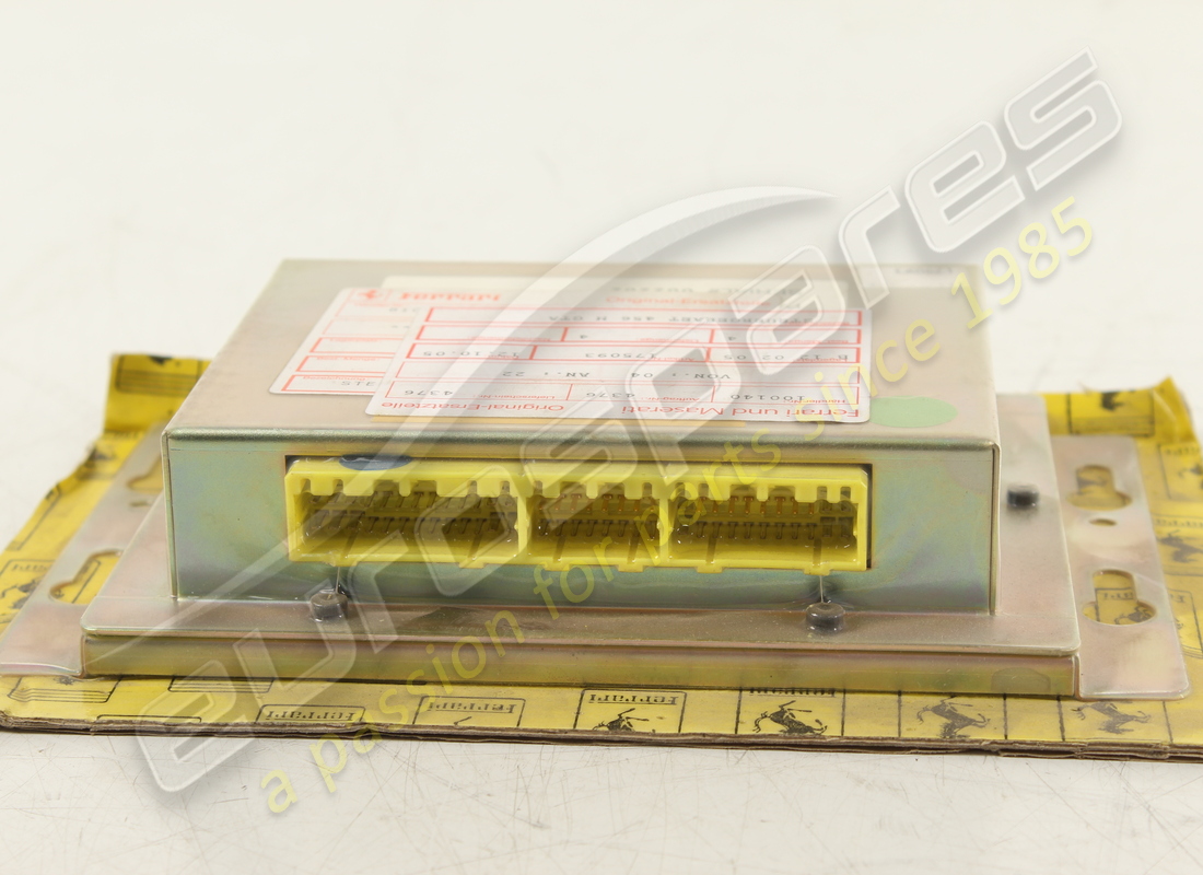 new ferrari electronic control station. part number 175093 (2)