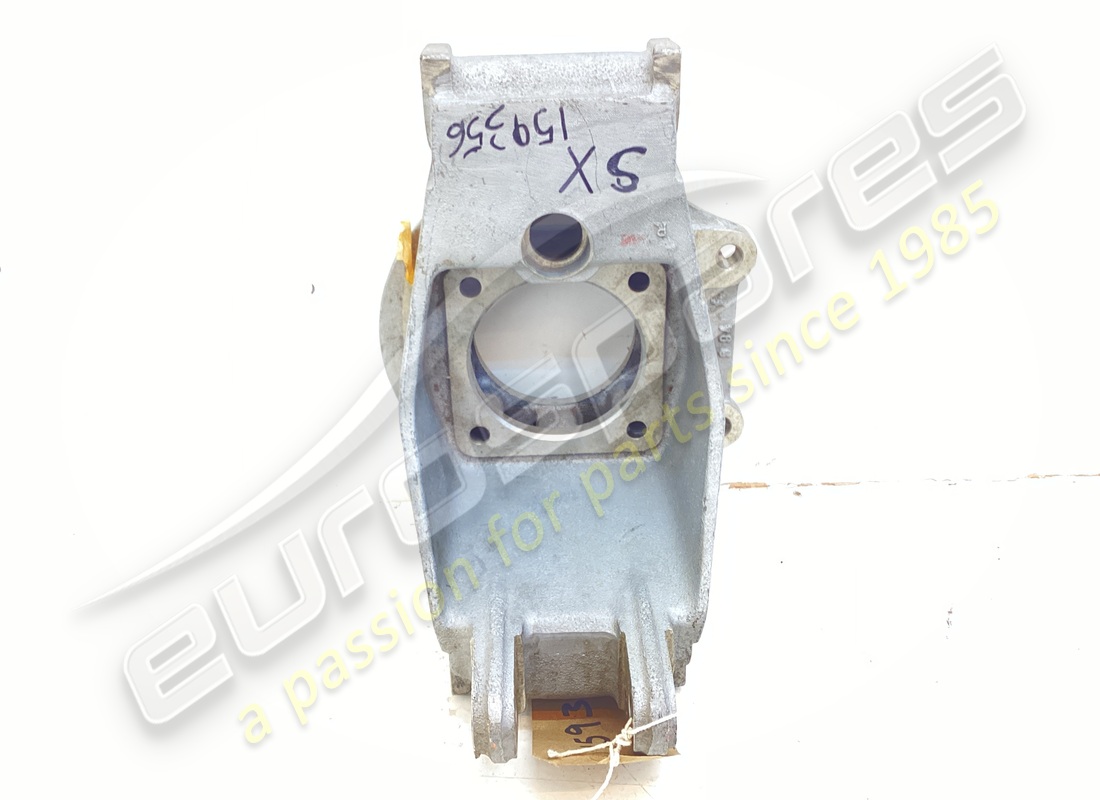 NEW FERRARI LH REAR HUB HOUSING. PART NUMBER 159356 (2) new ferrari lh rear hub housing. part number 159356 (2)