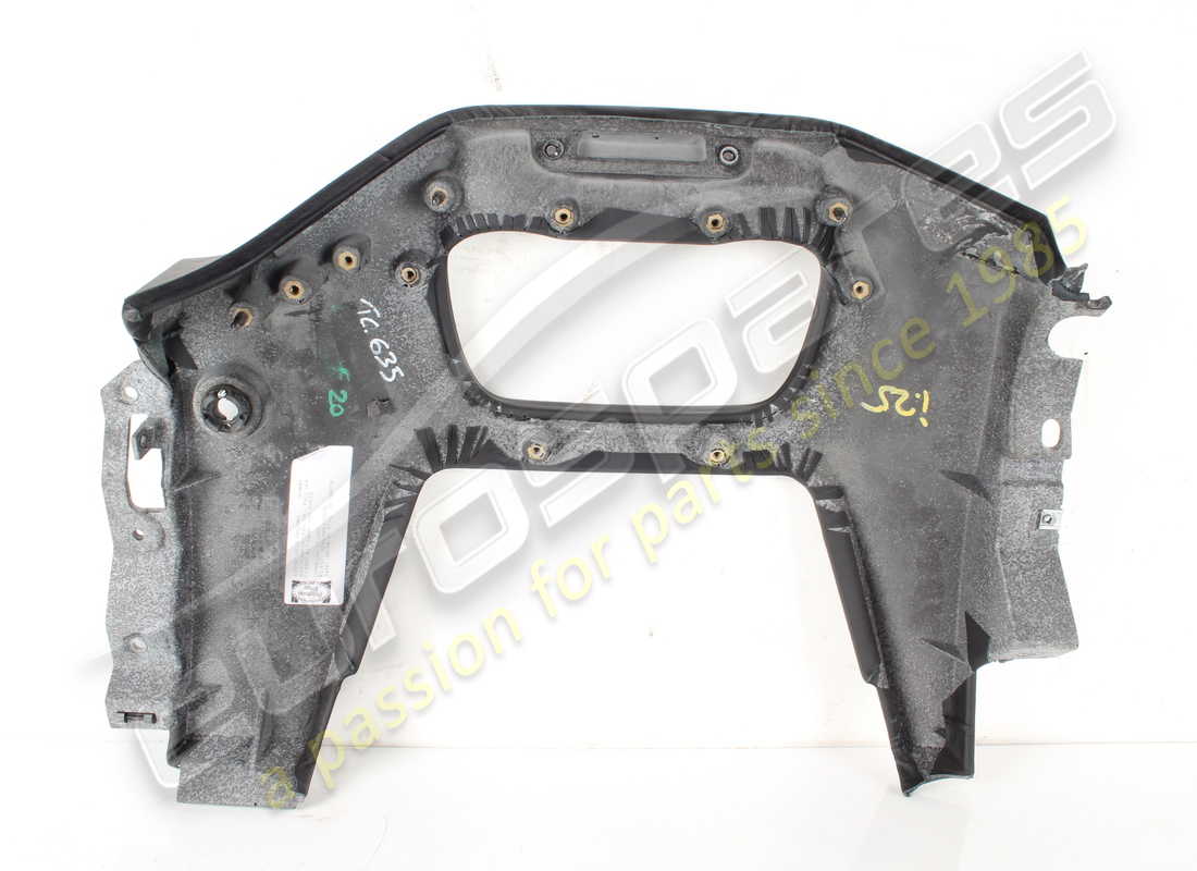 USED FERRARI CENTRAL LOWER PART OF DASHBO. PART NUMBER 86227812 (4) used ferrari central lower part of dashbo. part number 86227812 (4)