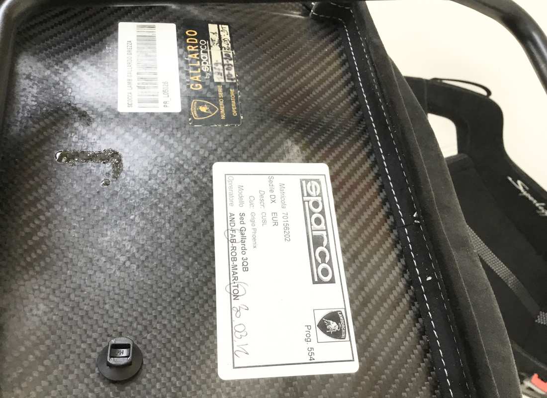 NEW LAMBORGHINI LP 570 RHD SUPERLEGGERA SEATS. PART NUMBER 4038606712SL (13) new lamborghini lp 570 rhd superleggera seats. part number 4038606712sl (13)