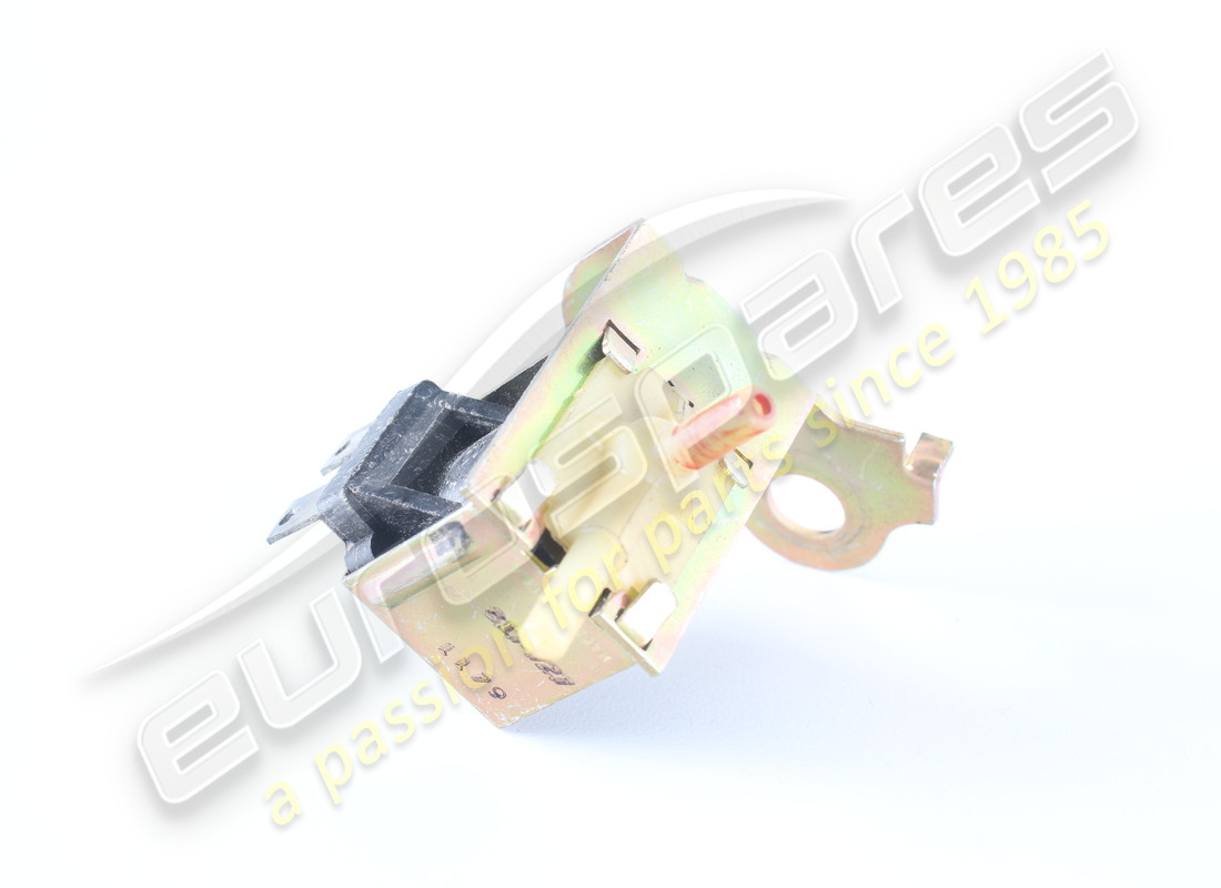 NEW FERRARI VACUUM CONTROL VALVE. PART NUMBER 111704 (1) new ferrari vacuum control valve. part number 111704 (1)