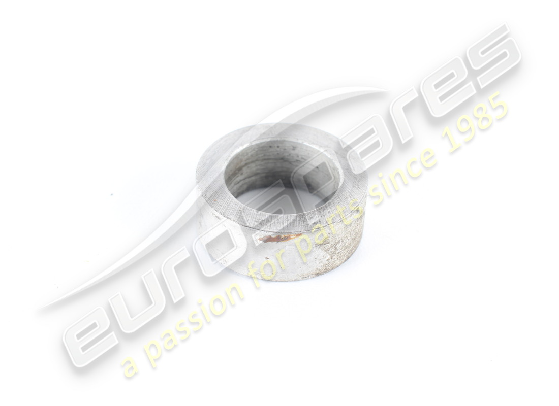 USED FERRARI SPACER. PART NUMBER 106110 (1) used ferrari spacer. part number 106110 (1)