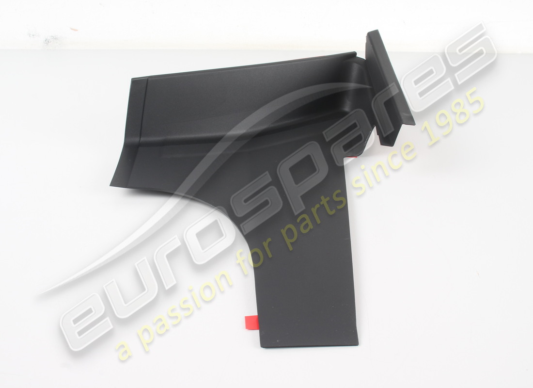 new maserati rh inner covering. part number 68473900 (2)