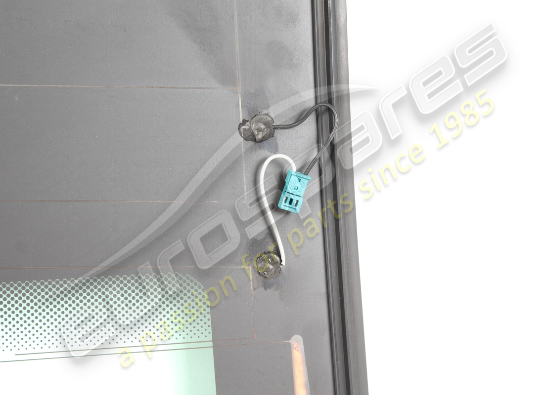NEW FERRARI REAR-WINDOW GLASS. PART NUMBER 80549600 (9) new ferrari rear-window glass. part number 80549600 (9)