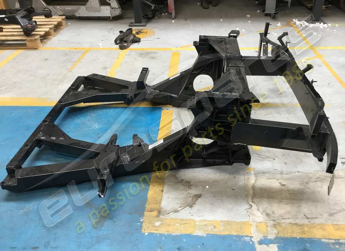 NEW FERRARI REAR SUBFRAME. PART NUMBER 985280290 (8) new ferrari rear subframe. part number 985280290 (8)