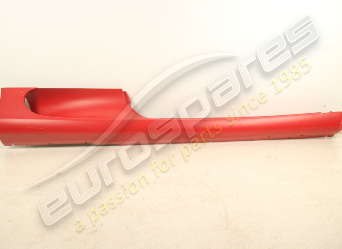 USED Ferrari RH UNDERDOOR COVERING . PART NUMBER 66099410 (1)