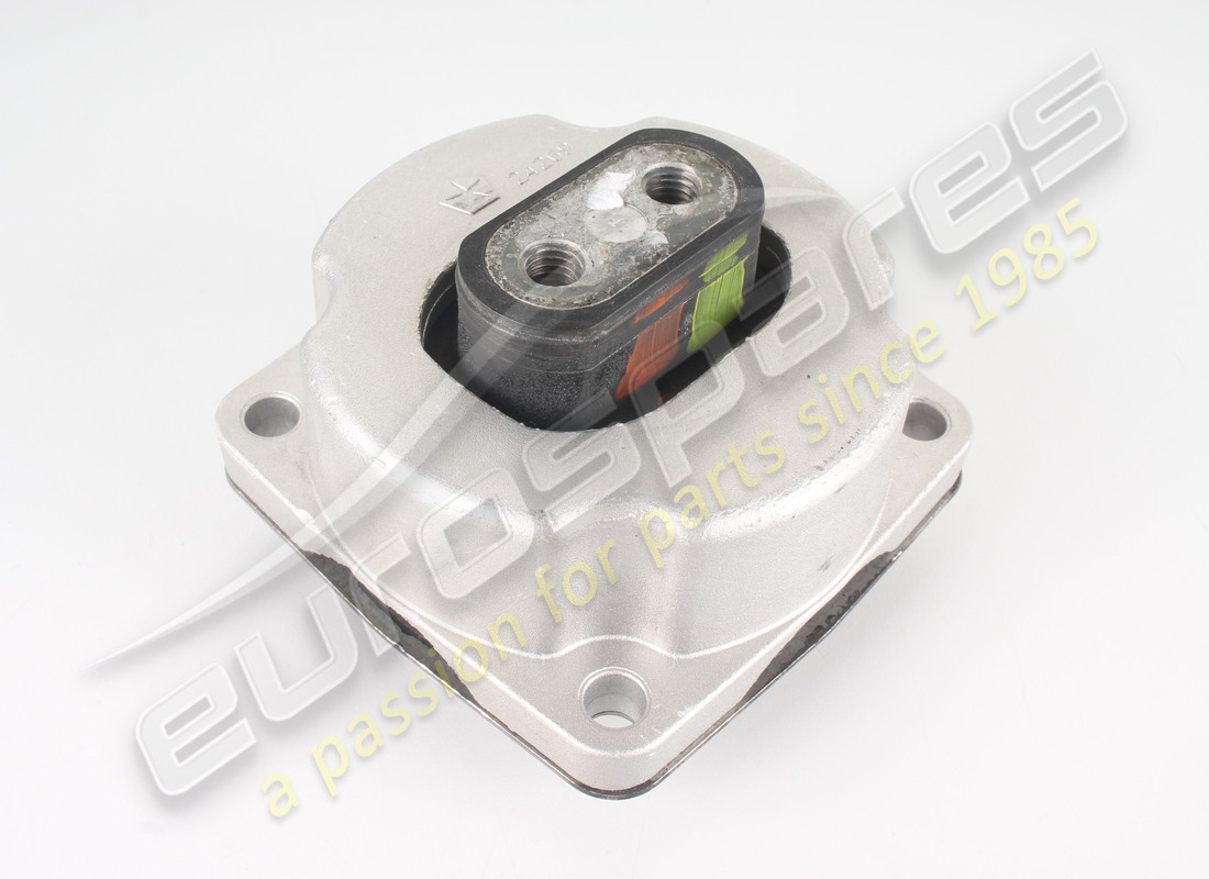 NEW Maserati SMALL BLOCK . PART NUMBER 675000031 (1)