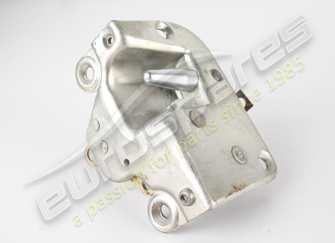 new ferrari rh door lock. part number 50137801 (1)