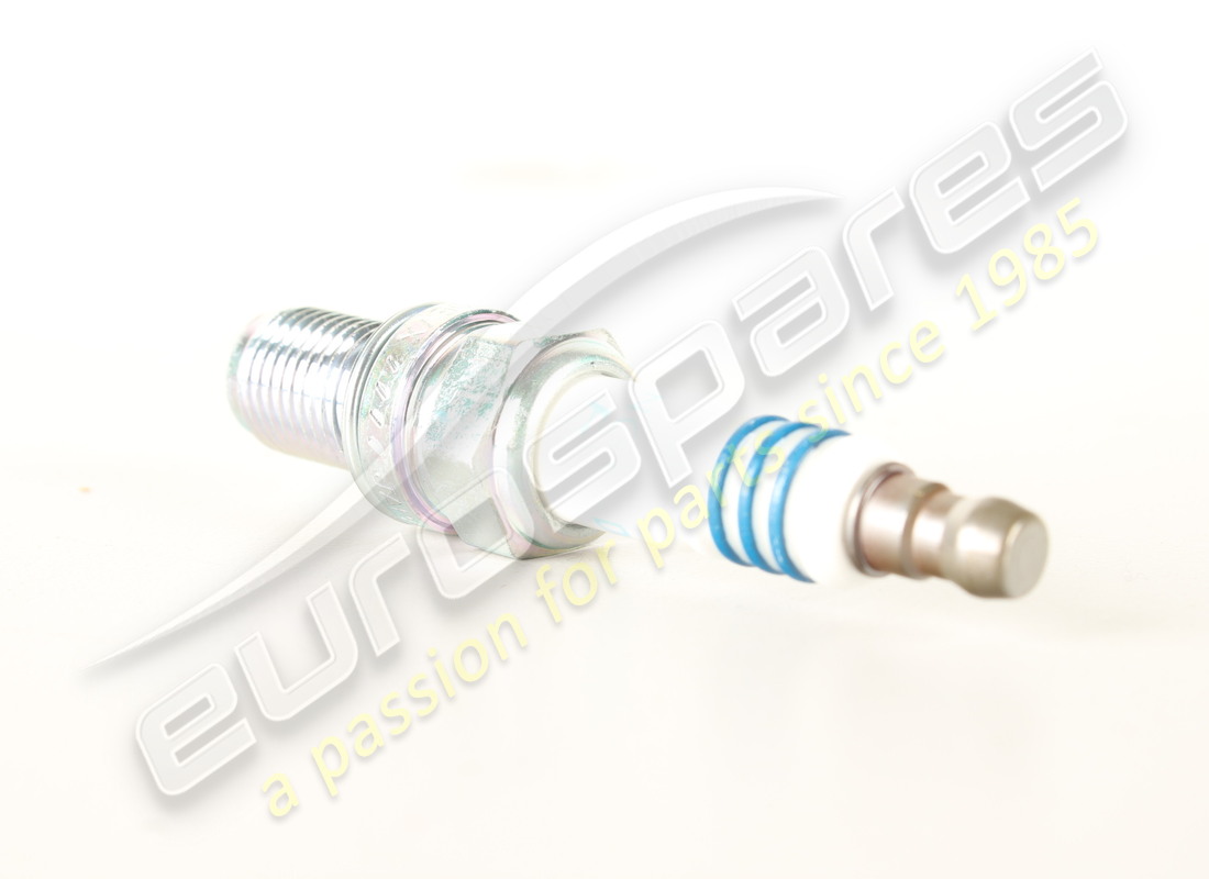 NEW FERRARI SPARK PLUG (NON IRIDIUM). PART NUMBER 174954 (2) new ferrari spark plug (non iridium). part number 174954 (2)