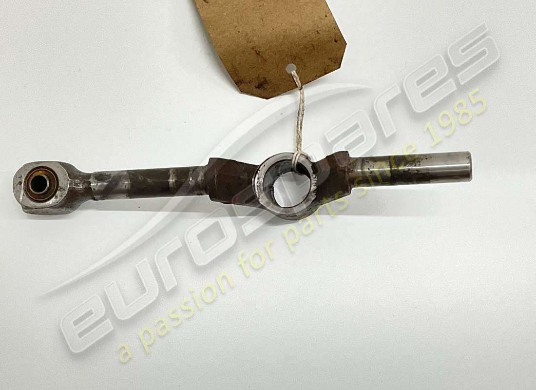 USED FERRARI PIN WITH JOINT RHD PART NUMBER 128161 (2) used ferrari pin with joint rhd part number 128161 (2)