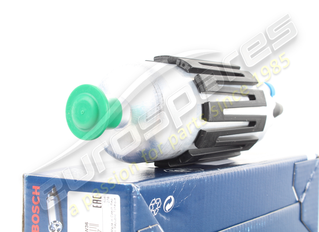 NEW FERRARI FUEL PUMP. PART NUMBER 121727 (3) new ferrari fuel pump. part number 121727 (3)