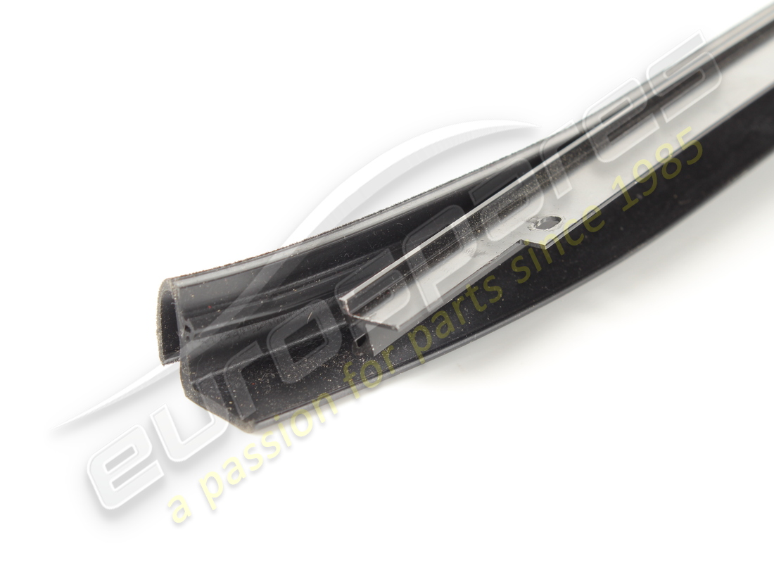 USED FERRARI LH GASKET. PART NUMBER 64905100 (3) used ferrari lh gasket. part number 64905100 (3)